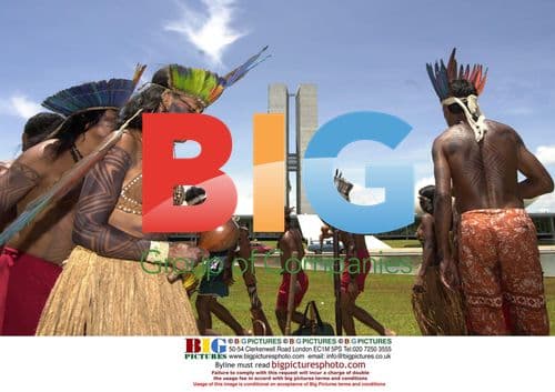 Indians protest at Brazil's National Congress