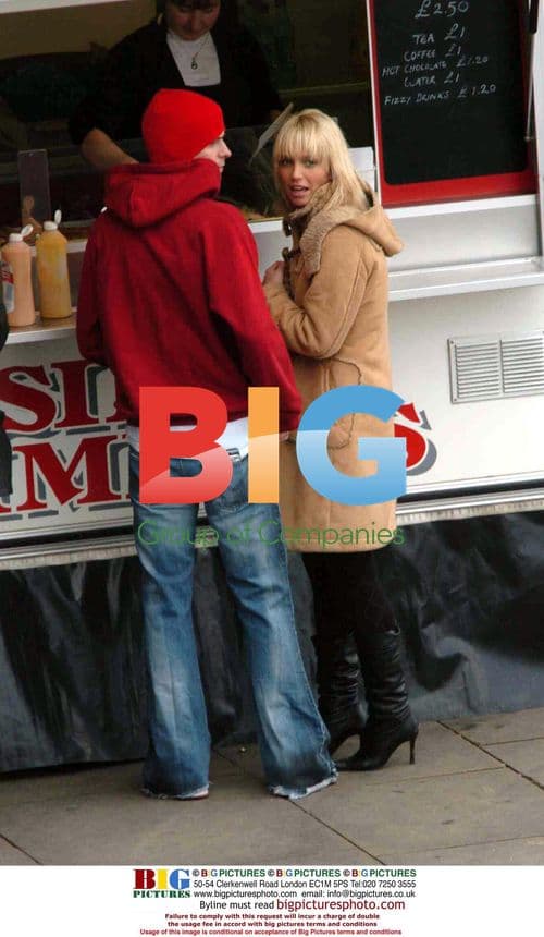 Sarah Harding and Mikey Green Stroll in London