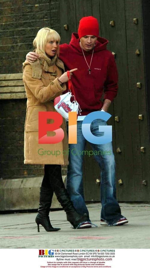 Sarah Harding and Mikey Green Strolling in London