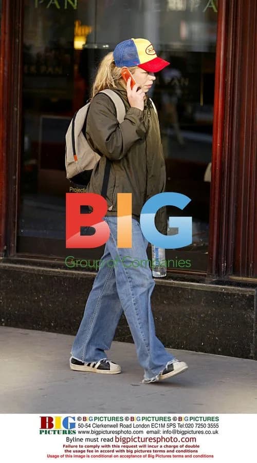 Billie Piper Spotted Shopping in London
