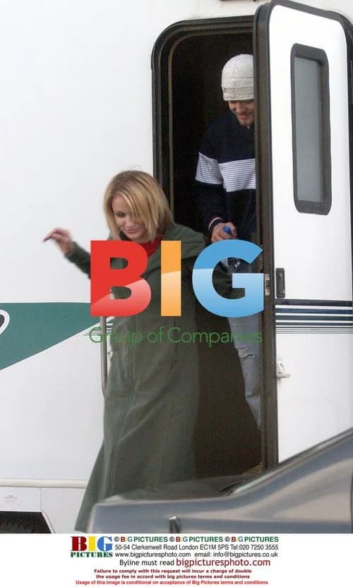Justin Timberlake Visits Cameron Diaz on Movie Set