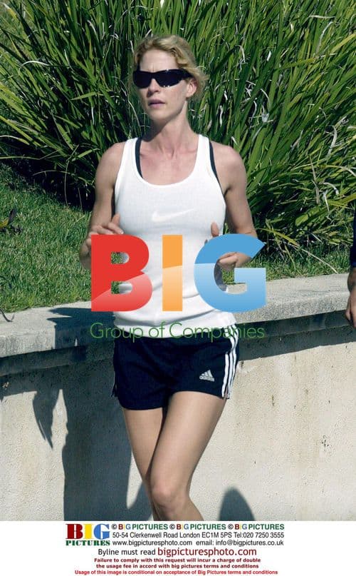 Jenna Elfman Jogging with Friend