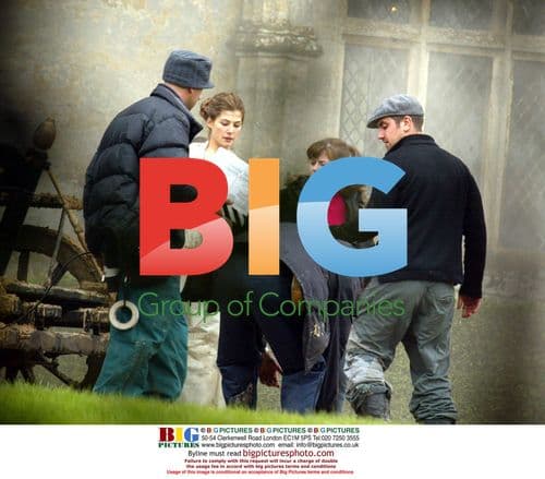 Depp and Pike on the Set of "The Libertine"