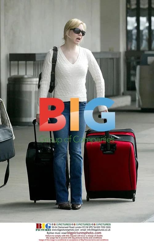 Renee Zellweger at LAX Airport