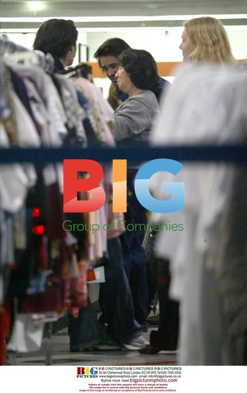 Colin Farrell Bargain Clothes Shopping