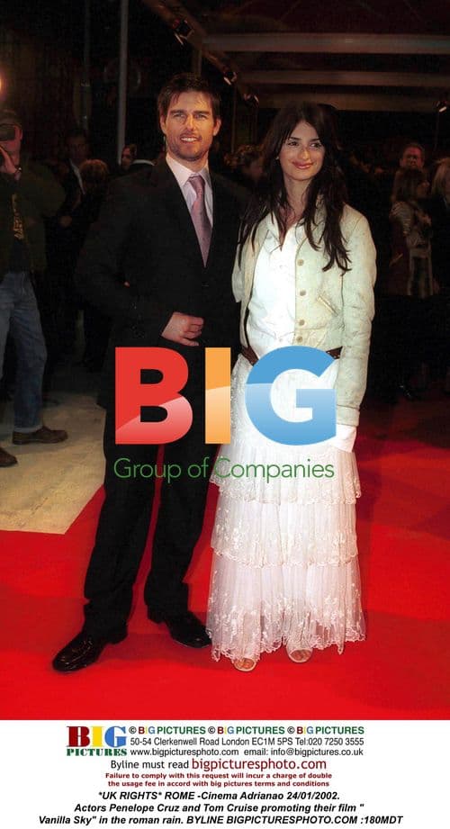 Penelope Cruz and Tom Cruise in Rome