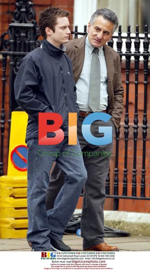 Elijah Wood on Yank Film Set