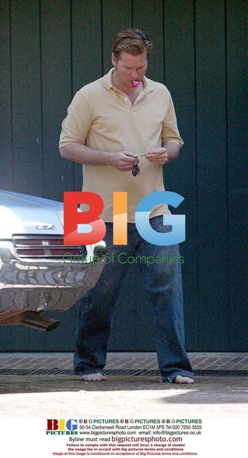Val Kilmer Barefoot Loading Car