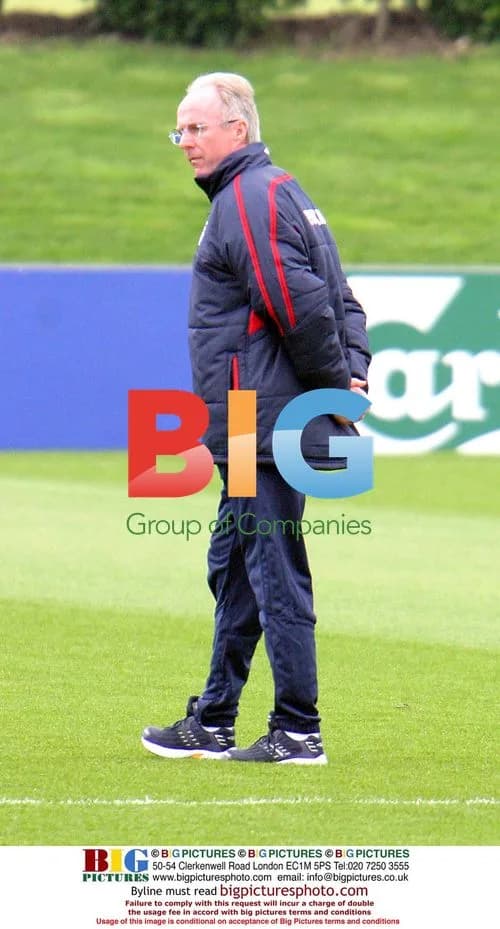 England Manager Ericsson Overseeing Training