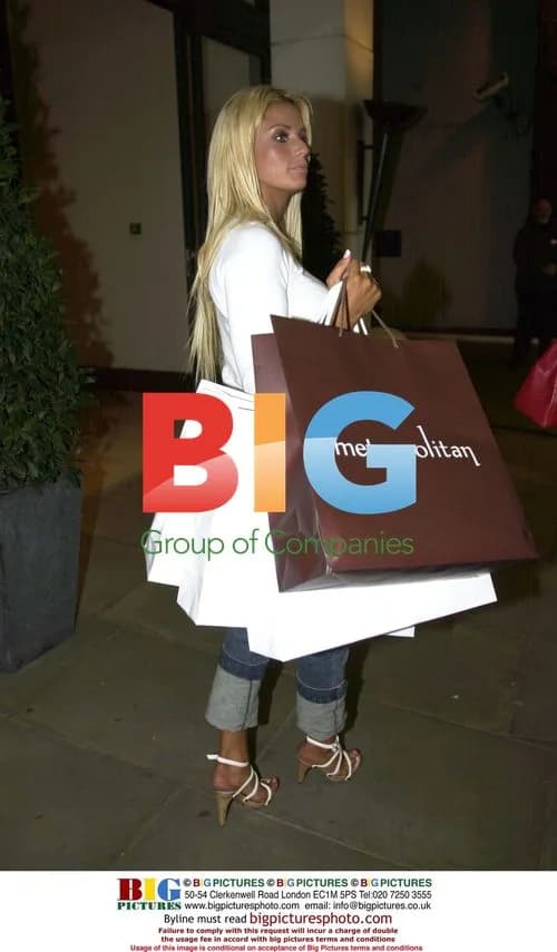 Model Jordan Out Shopping in London
