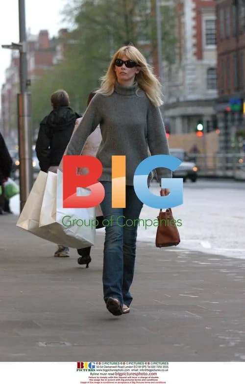 Supermodel Claudia Schiffer Shopping in London