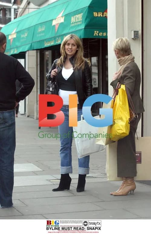 Pregnant Singer Louise Redknapp Seen Shopping