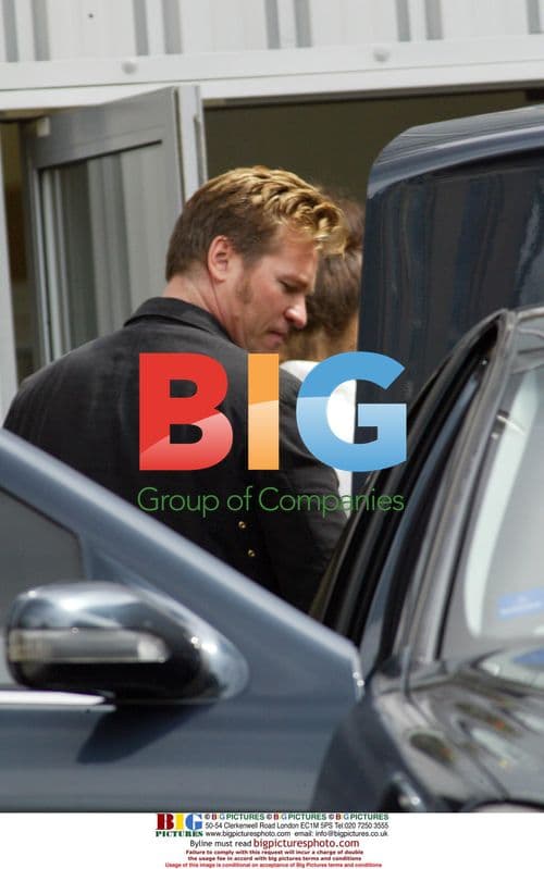 Val Kilmer Leaves Nobu in London