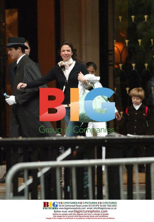 Luciana Morad and son Lucas in Paris