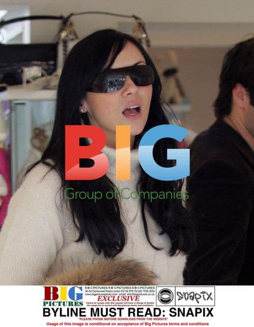 Martine McCutcheon and James Tanner Shopping