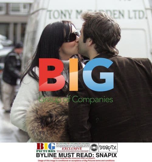 Martine McCutcheon and James Tanner Shopping