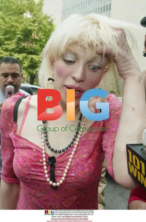 Courtney Love at Court Hearing