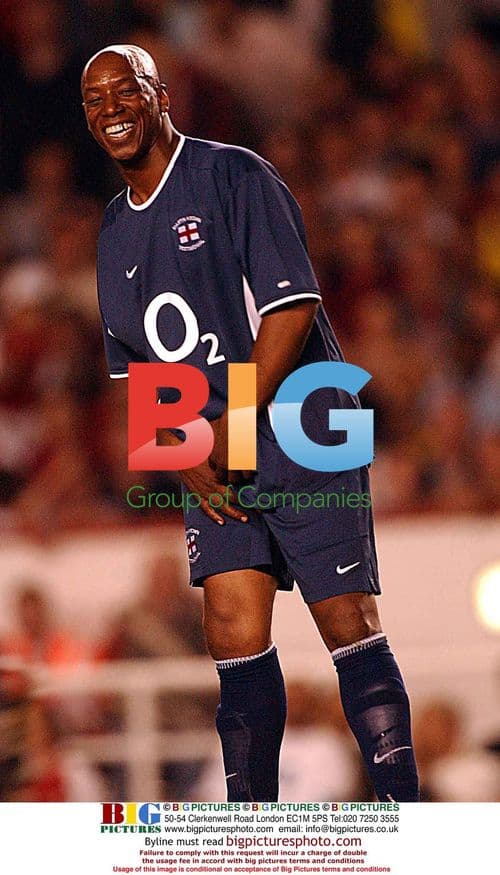 Football stars take part in Martin Keown Testimonial