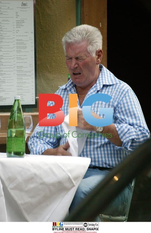Former Catchphrase Host Roy Walker Enjoying Lunch