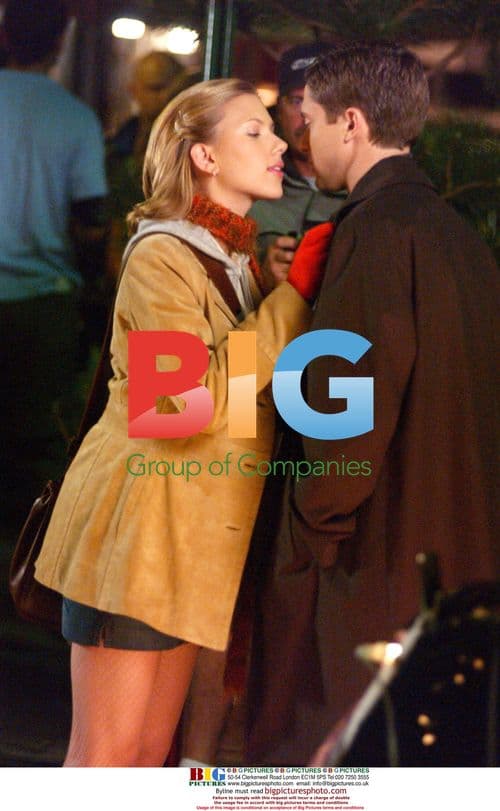 Scarlett Johansson and Topher Grace on 'Synergy' set