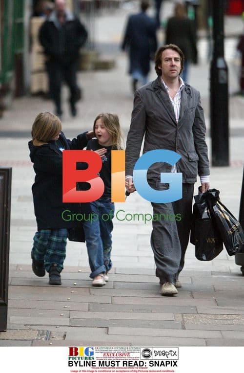 Jonathan Ross with kids shopping in London