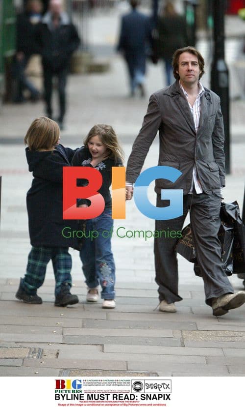 Jonathan Ross Shopping with Kids