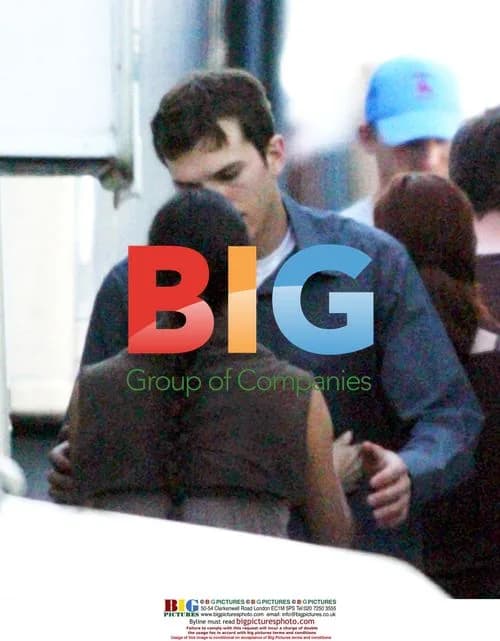 Demi and Ashton on Movie Set