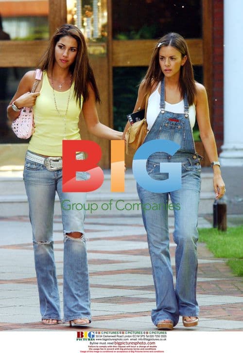 Model Leilani leaves cosmetic surgeon