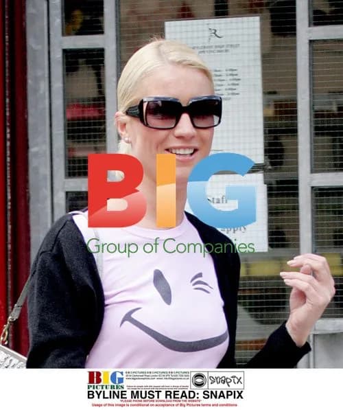 Denise Van Outen Shopping in London