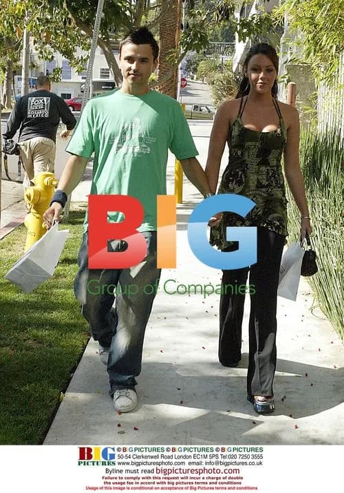 Michelle Heaton and Andy Scott-lee Shopping