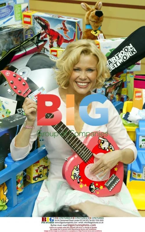 Melinda Messenger Cartoon Network Launch