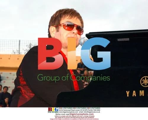 Elton John in Concert in Bayonne