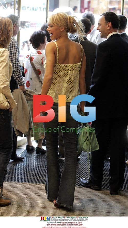 Anna Kournikova Launches Perfume at French Open