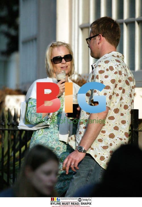 Mariella Frostrup Pregnant Out Drinking Guinness