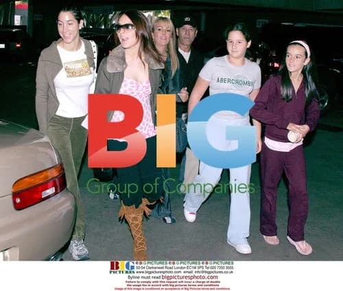 Linsey Lohan Leaves Hospital