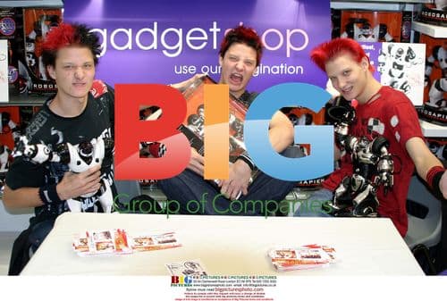 The Noise Next Door at Gadget Shop