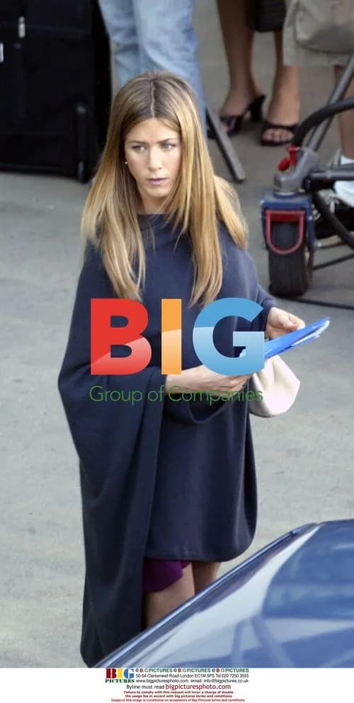 Jennifer Aniston filming 'Otherwise Engaged'