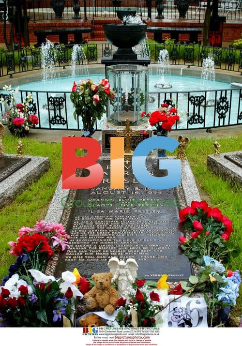 Elvis Presley's Grave at Graceland