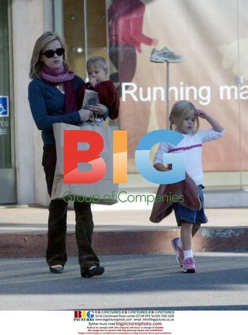 Reese Witherspoon and Kids Shop in Brentwood