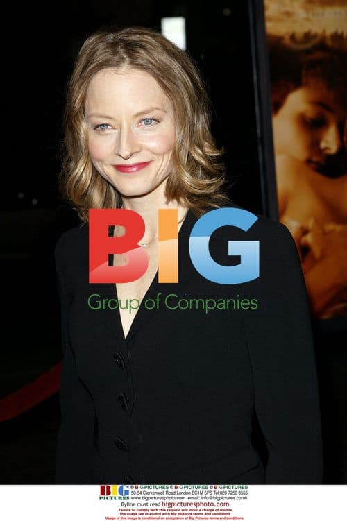 Jodie Foster at 'A Very Long Engagement' premiere