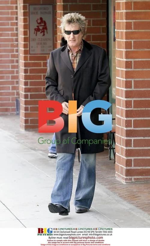 Rod Stewart Shopping in Beverly Hills