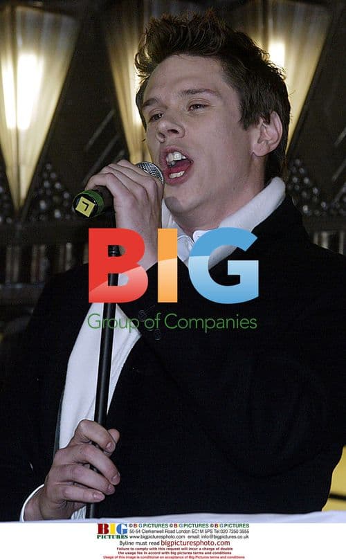 Pop Group Il Divo Perform at Oxford St Light Switch On