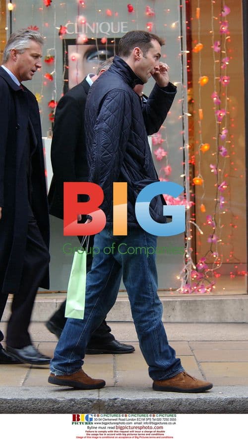 Radio DJ Johnny Vaughn Shopping