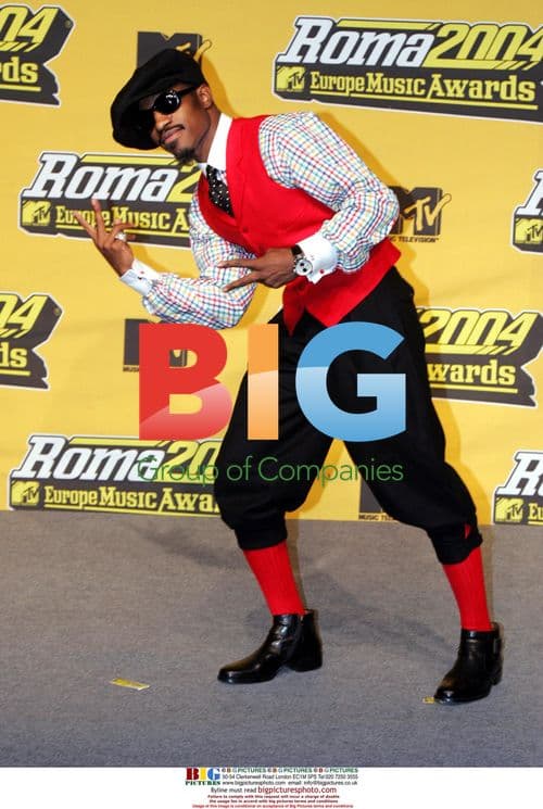 Outkast Backstage at 2004 MTV EMA