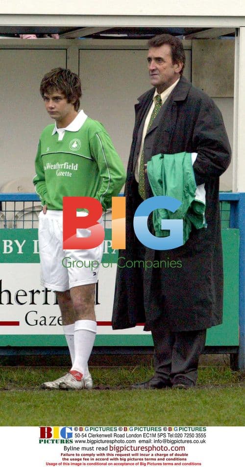 Coronation Street Stars on Set