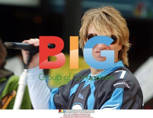 Jon Bon Jovi Performs on Today Show