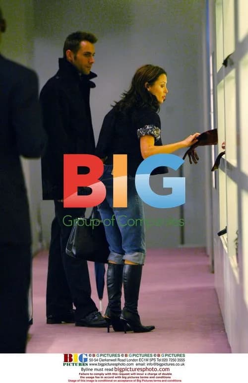 Dannii Minogue and Benjamin Heart Shopping
