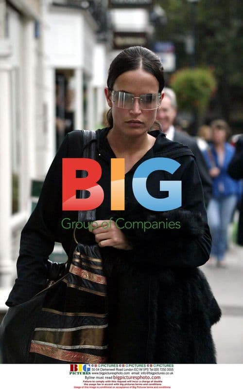 Sophie Anderton leaves HB health club