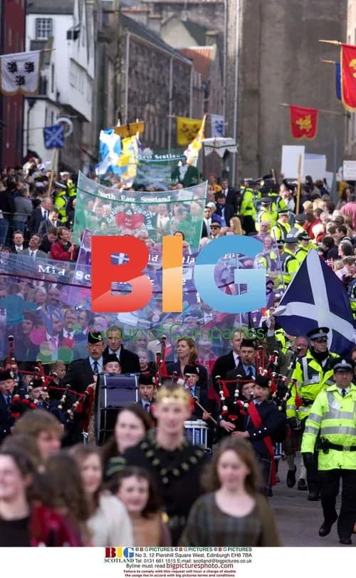 Queen Elizabeth Opens New Scottish Parliament