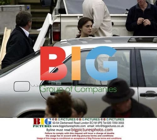 Keira Knightley on break during Pride and Prejudice filming